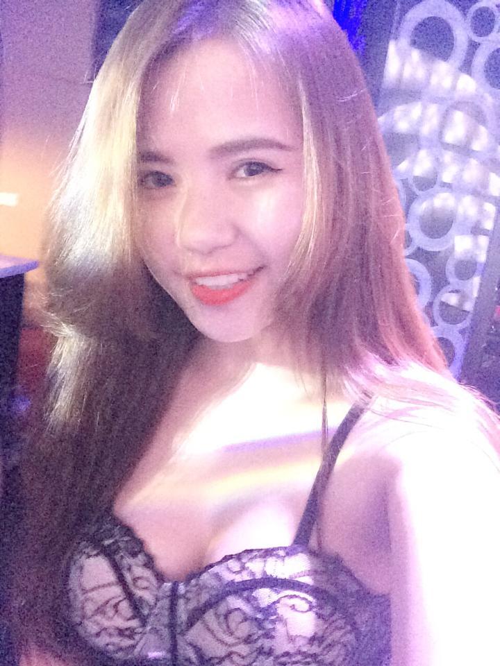 少妇把腿扒开让我添69式漫画
